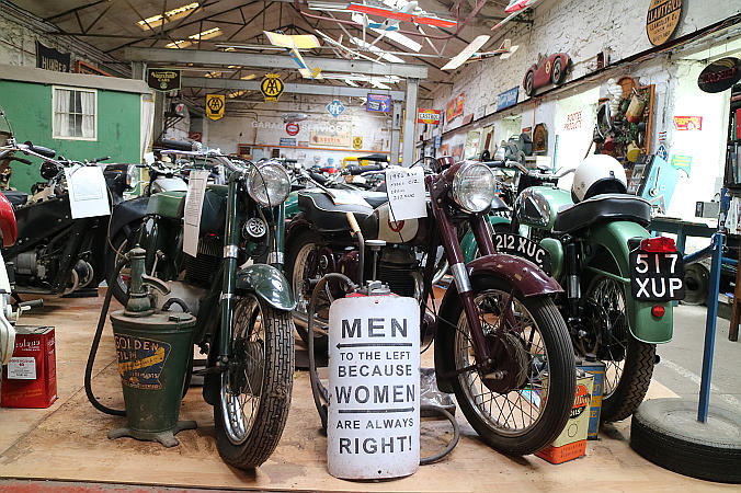 Llangollen Motor Museum - 04