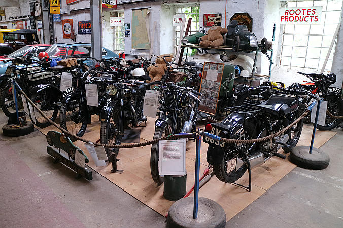 Llangollen Motor Museum - 09